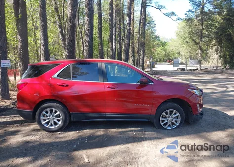 2021 Chevrolet Equinox Awd Lt z USA, uszkodzony, nr VIN 2GNAXUEV6M6135144